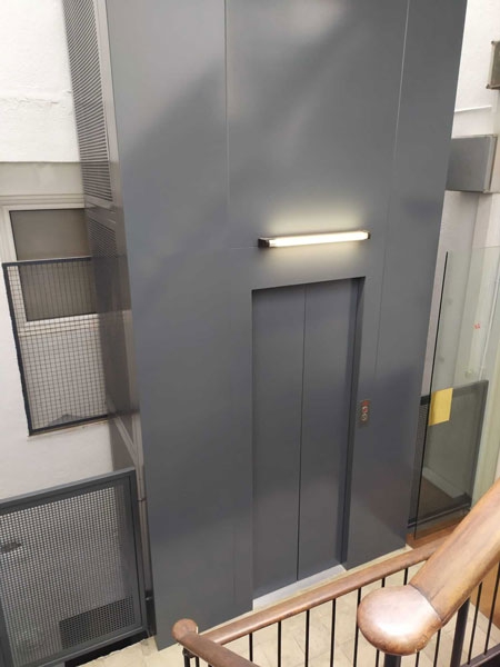 Instal·lació d'ascensor en comunitat de propietaris 
